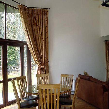 Villa Lough Rynn Self Catering à Mohill Extérieur photo